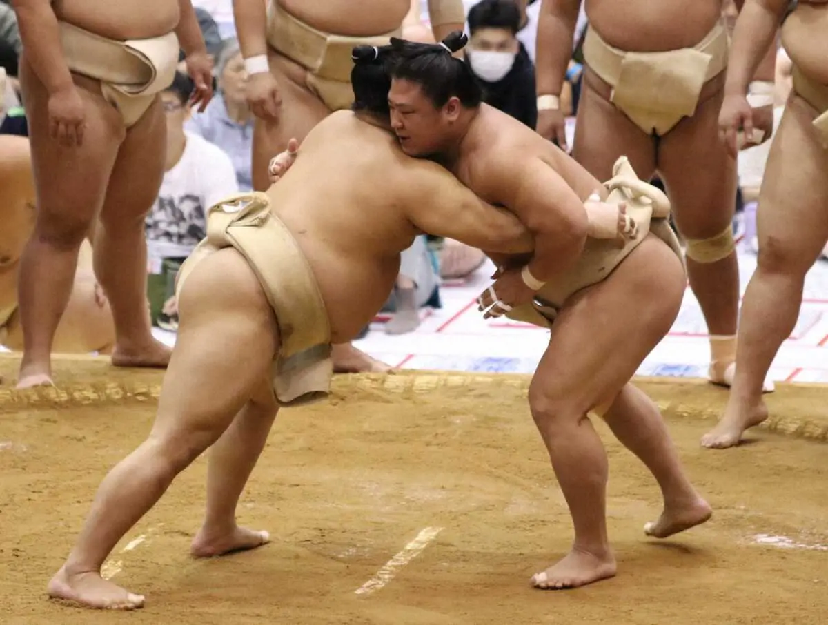 【画像・写真】大関獲りの若隆景「徐々に番数を増やしていければ」草野らと6番で5勝「気持ちと体をつくっていきたい」