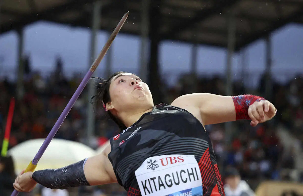 【画像・写真】雨の中、投てきする北口榛花（ロイター）