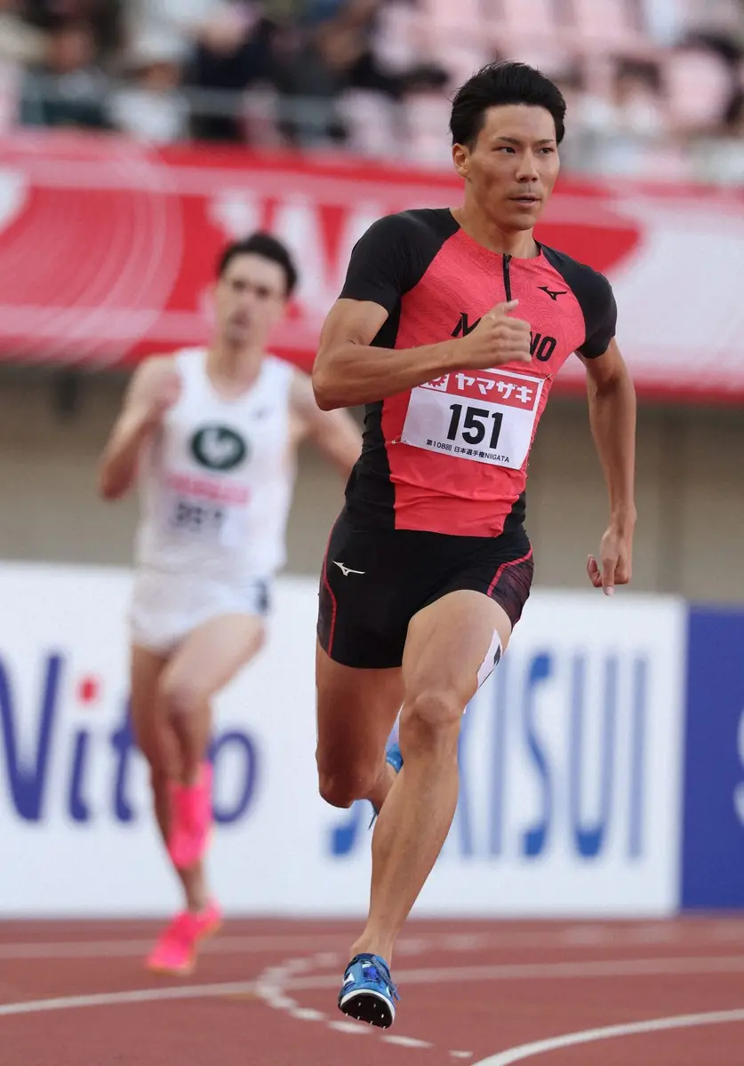 【画像・写真】日本選手権男子400メートル決勝で失格から訂正され優勝となった佐藤風雅