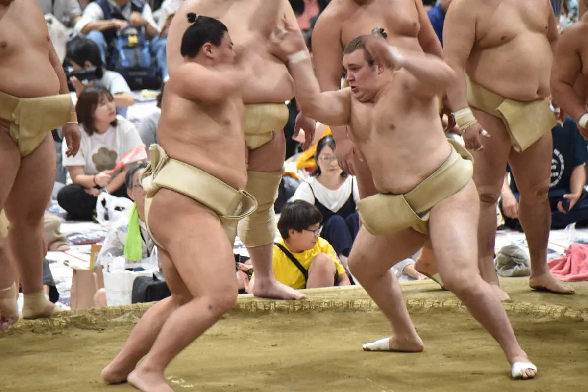 【画像・写真】新三役昇進が有力な安青錦が草野らと6番「体が思ったより動いた」と好感触