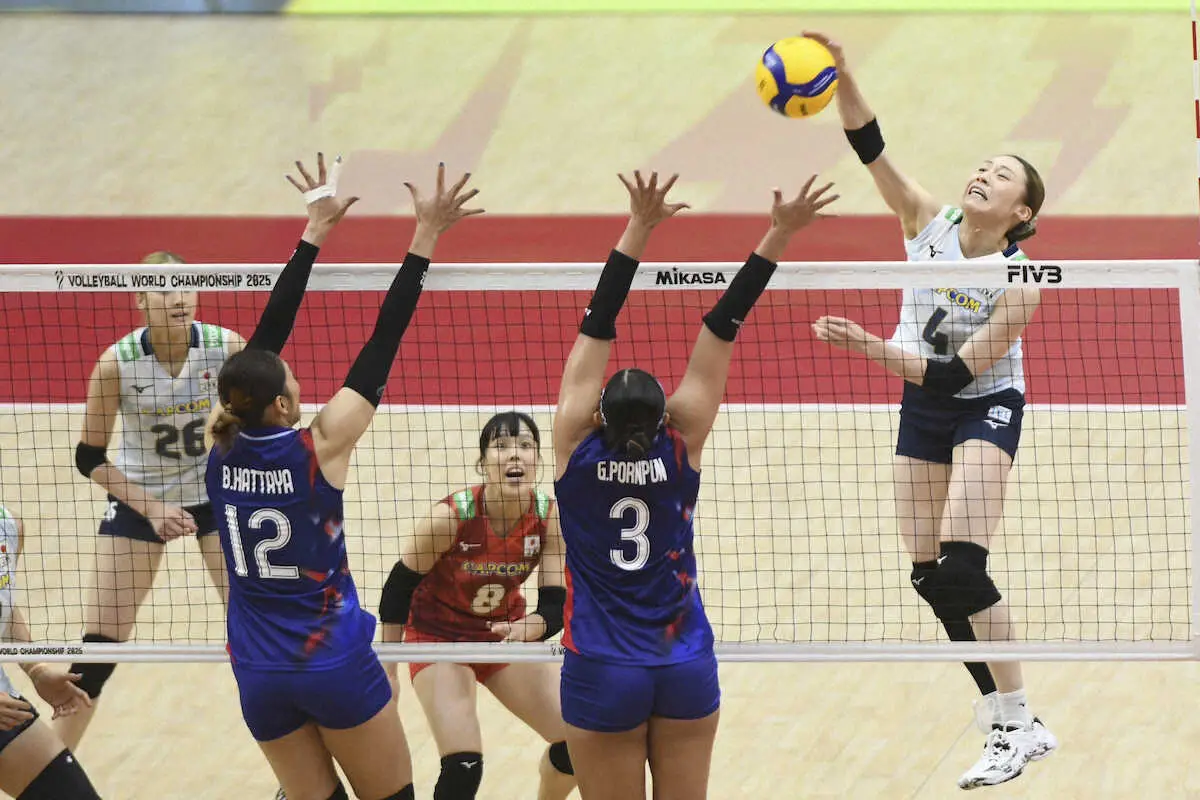 【画像・写真】＜日本・タイ＞アタックを決める石川（AP）