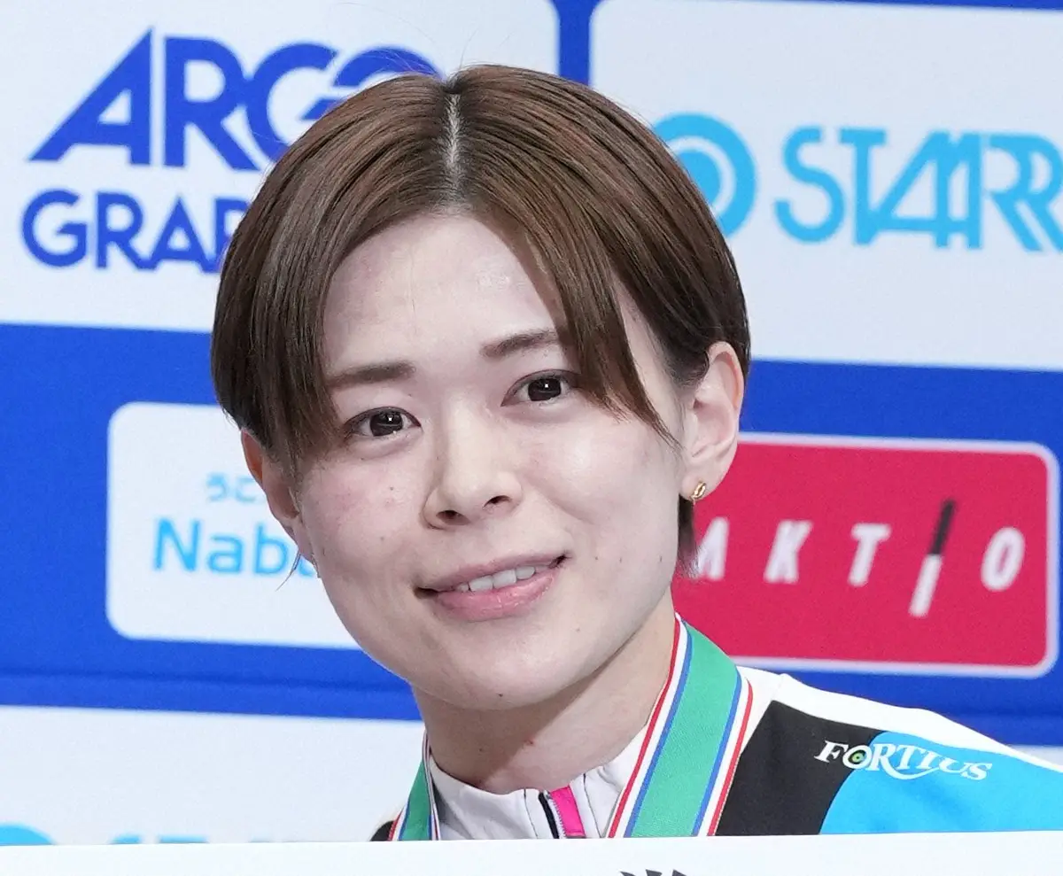 【画像・写真】【カーリング】日本選手権制したフォルティウス　まさかの連敗で崖っ縁…サード小野寺途中離脱も