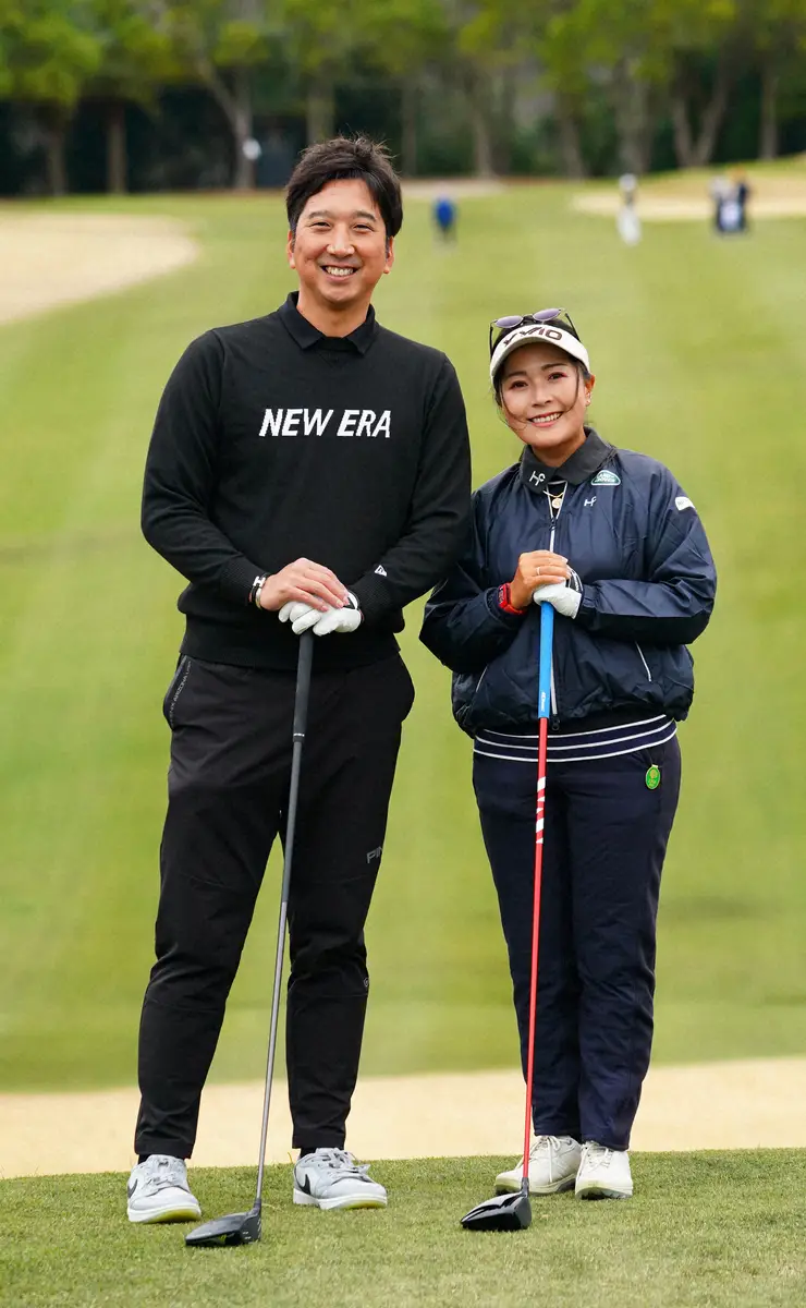 【画像・写真】24年、プロアマで藤川監督（左）とラウンドした青木瀬令奈（撮影・井垣　忠夫）