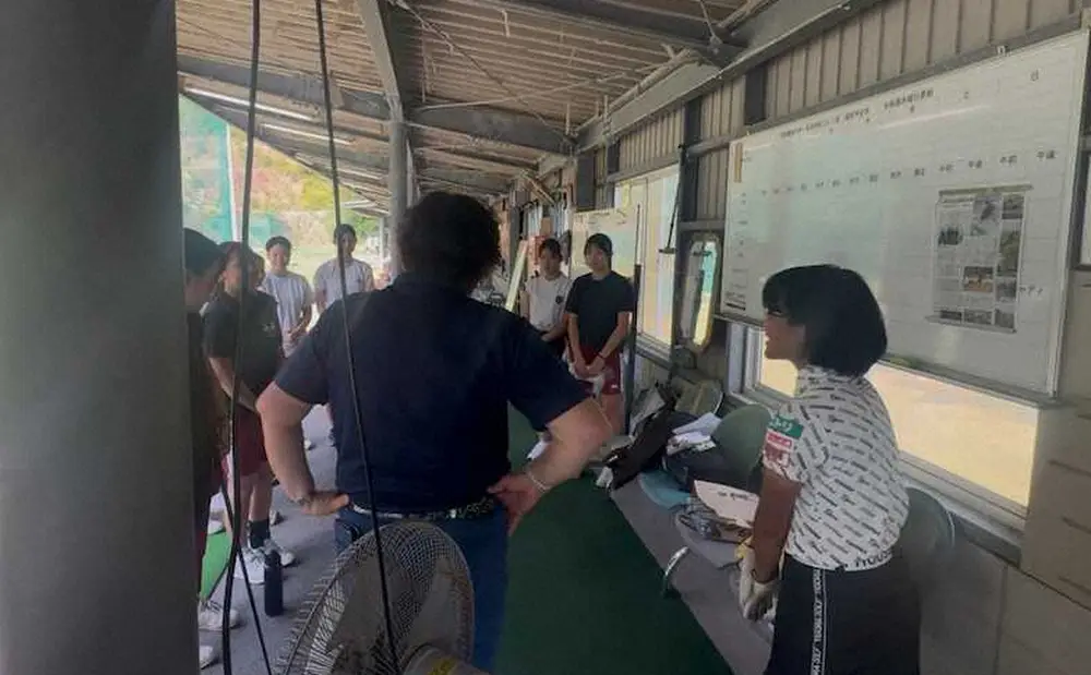 【画像・写真】“ゴルフ天才少女”須藤弥勒　明徳義塾中へ電撃転校のワケ！今年3月から全寮制の学校を探して…