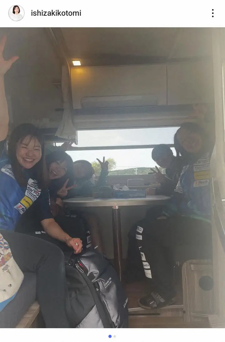 【画像・写真】石崎琴美さんが投稿“涙のち笑顔”ロコ・ソラーレの姿に反響「こんな貴重な写真がみれるなんて！泣」