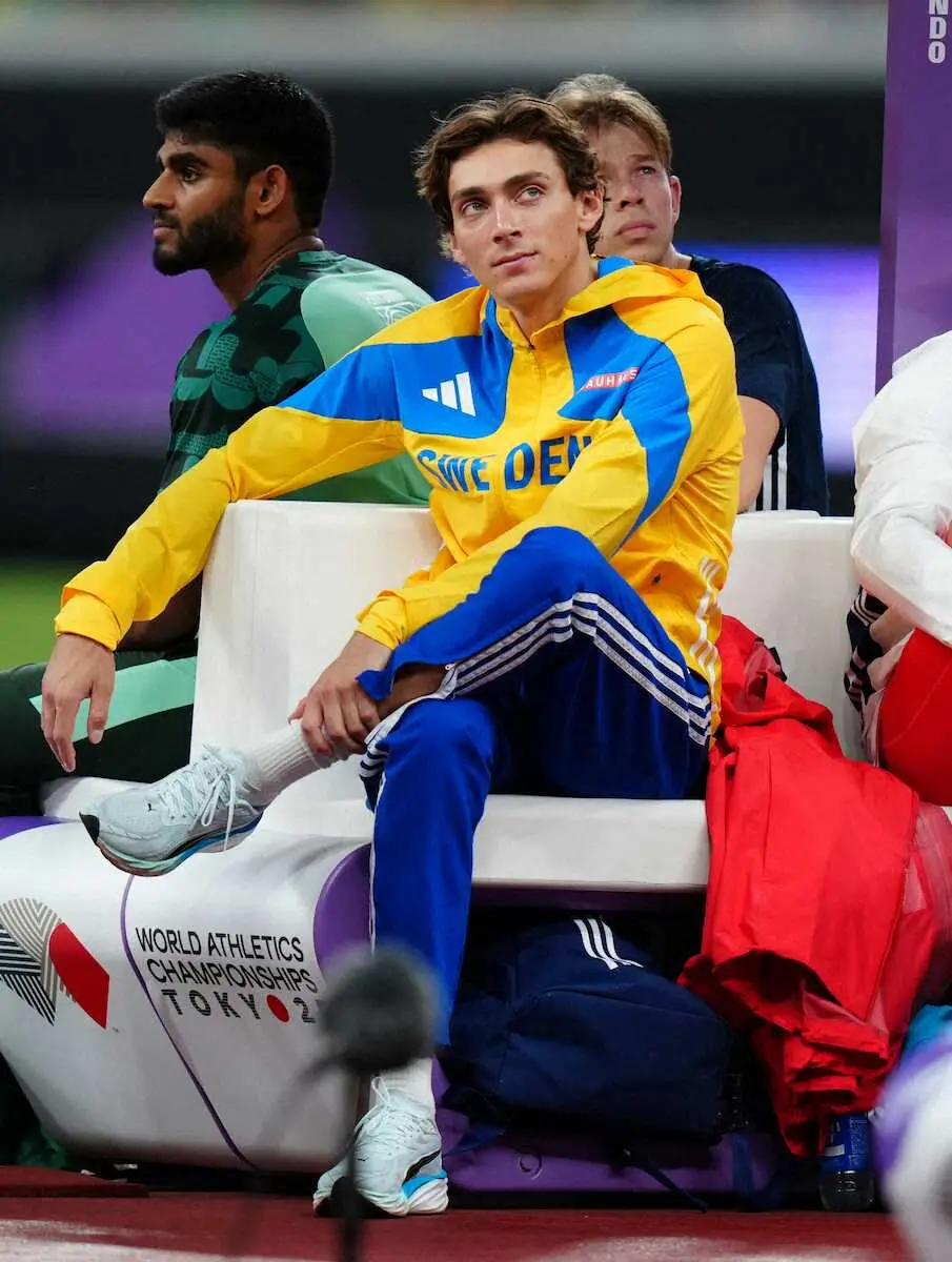 【画像・写真】【世界陸上】男子棒高跳“鳥人”デュプランティスの軽々跳躍に会場どよめく　ネット「異次元すぎる」