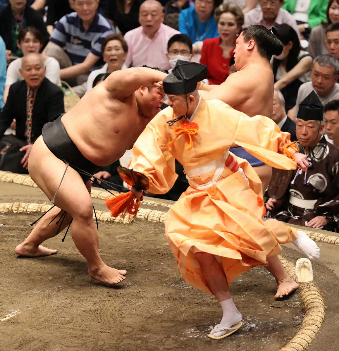 【画像・写真】大関獲りの若隆景が初日いきなり黒星！平幕・伯桜鵬に完敗、館内ざわざわ　大の里、豊昇龍は白星発進