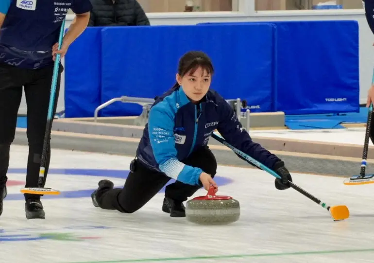 【画像・写真】【カーリング】SC軽井沢は敗れて最終戦へ　上野姉妹の姉・美優「ちょっと名残惜しい」　