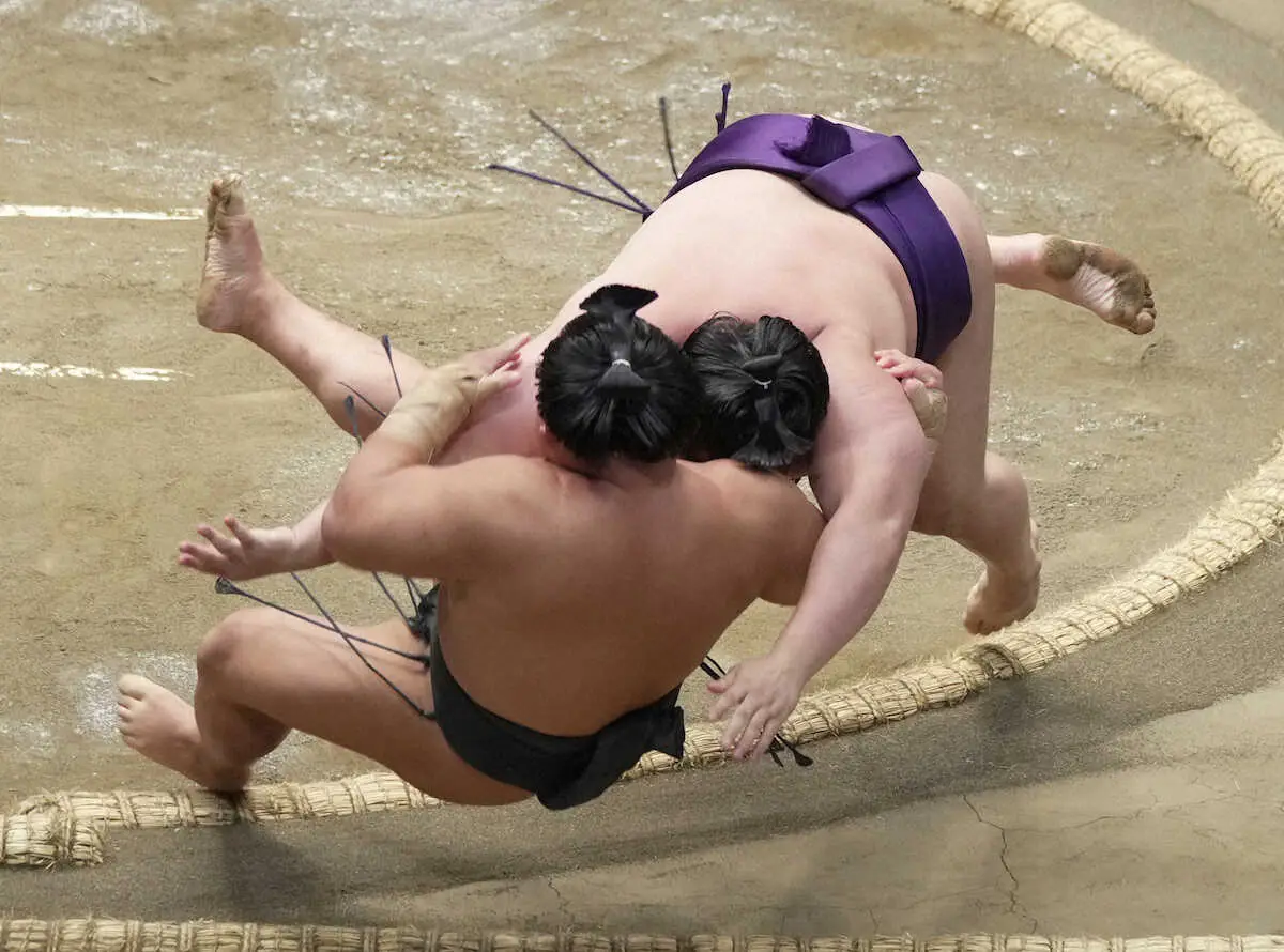 【画像・写真】美ノ海　自己最長タイの5連勝で1敗キープ　7日目、自己新を目指す