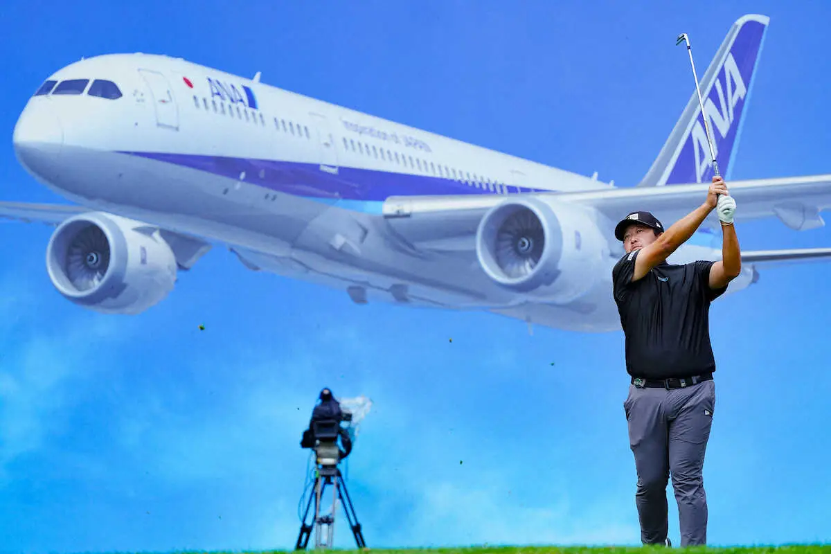 【画像・写真】【男子ゴルフ】大槻智春「しっかり準備して臨む」3年ぶりの大会制覇へ首位浮上