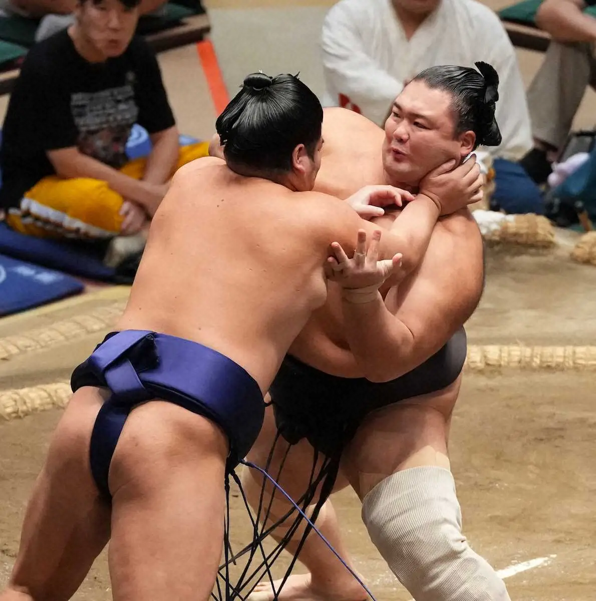 【画像・写真】朝乃山が9場所ぶりに関取で勝ち越し決める「明日から気を引き締めて」と残り5番に集中