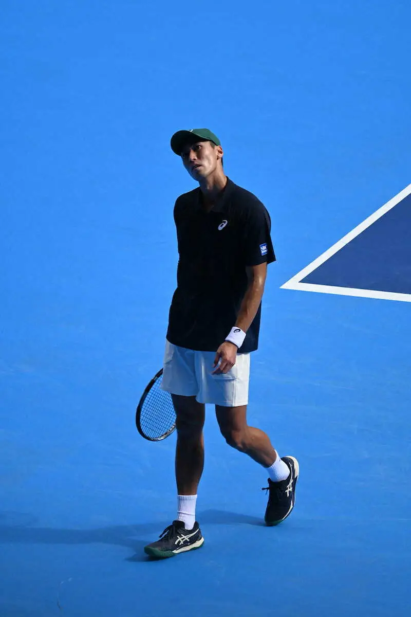 【画像・写真】【テニス・ジャパンOP】綿貫陽介は1回戦敗退　第2セットで「けいれんが起きた」も棄権せず戦い抜く