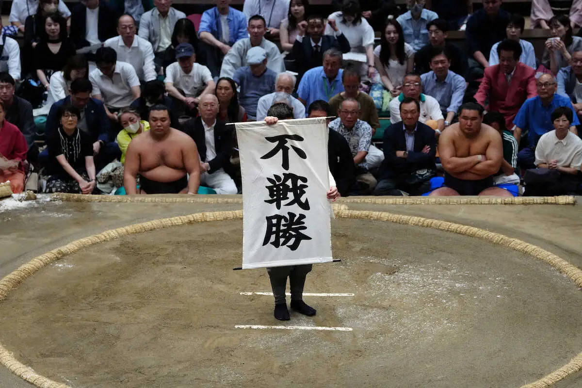【画像・写真】大の里が初の年間最多勝確定　昨年秋場所と同じ14日目Vは持ち越しも「しっかり気持ちを整えていく」