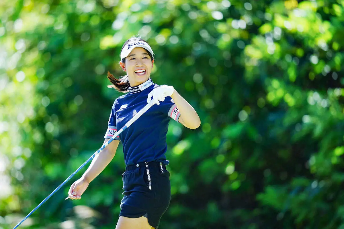 【画像・写真】【女子ゴルフ】吉本ここね「ベストを尽くすだけ」強風の中耐えて初優勝のチャンス
