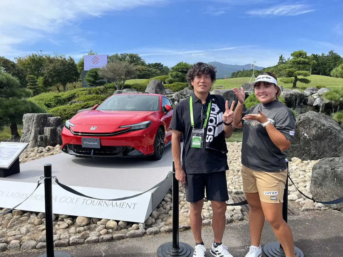 【画像・写真】ラグビー元日本代表の大畑大介氏　ささきとタッグで初キャディー　目標は「58」“ライバル”から連絡も