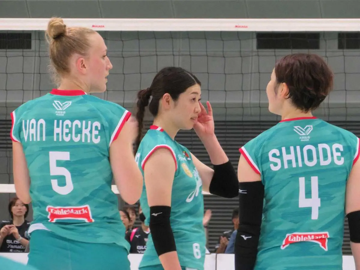 【画像・写真】バレーボールSVリーグ昨季女王・大阪マーヴェラスはヴィクトリーナ姫路に連敗　フルセットで力尽きる