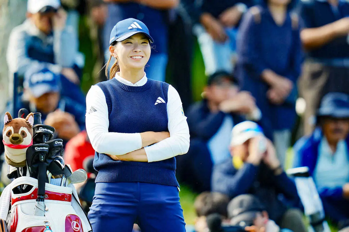 【画像・写真】単独首位スタートの渋野日向子　前半を終え通算6アンダーで4位後退　木村彩子が通算8アンダーで首位浮上