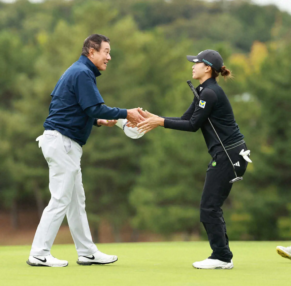 【画像・写真】【女子ゴルフ】原辰徳前巨人監督「いい刺激になったら良かった」プロアマ戦で渋野日向子と初ラウンド