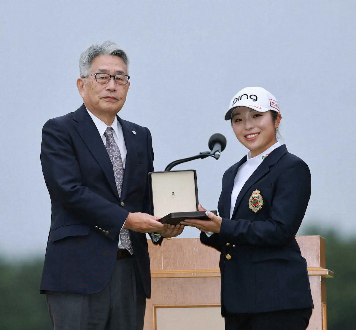 【画像・写真】【女子ゴルフ】大会最大差＆大会新25アンダー圧倒V・佐久間朱莉に「スポーツニッポン新聞社賞」