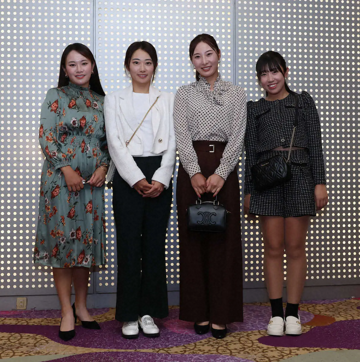 【画像・写真】河本結は花柄ワンピース、菅沼菜々はセットアップで登場　TOTOジャパンC前夜祭