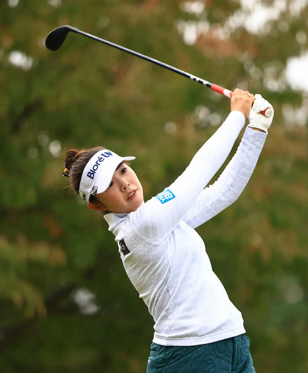 【画像・写真】【女子ゴルフ】山下美夢有　10年の宮里藍以来2人目の2週連続Vへ首位発進「応援がすごく力になった」