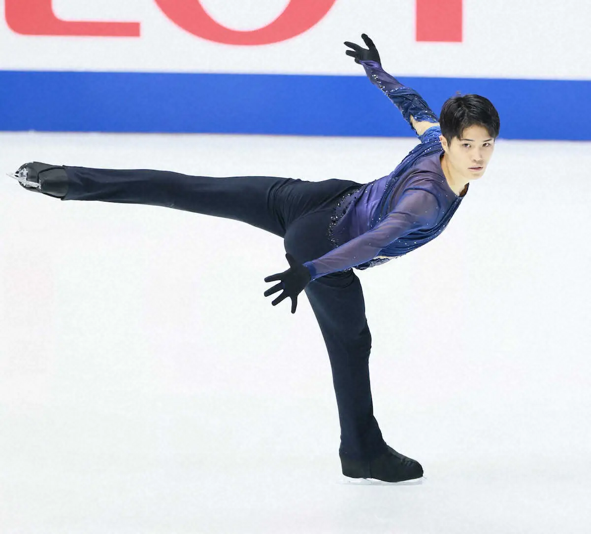 【画像・写真】鍵山優真　日本勢初の3連覇！「まだまだ伸びしろがある」佐藤駿とV争い制し氷上に倒れ込む　垣内は12位