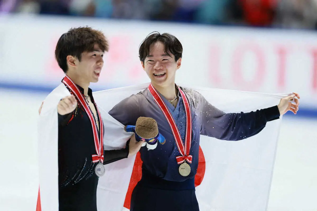 【画像・写真】鍵山優真＆佐藤駿「凄く刺激もらった」「こうなりたいと思える存在」同年代の盟友を語る