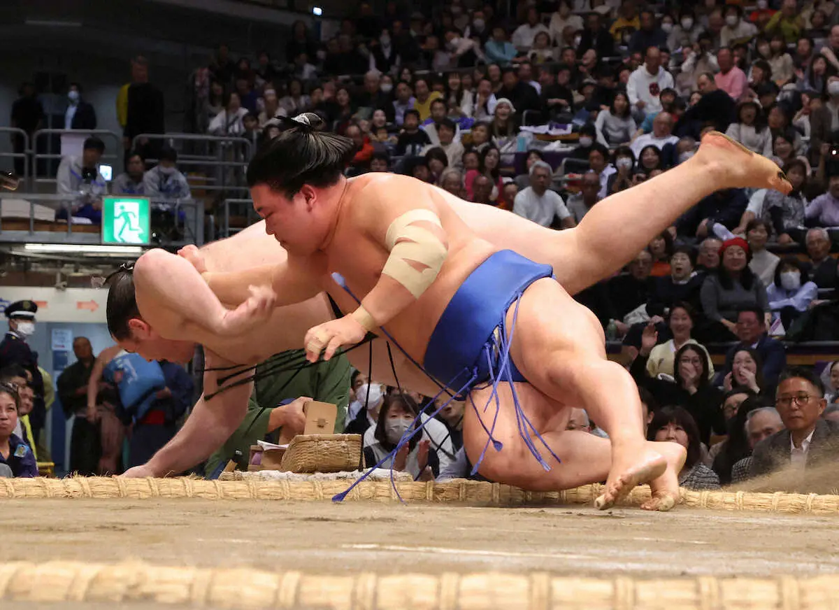 【画像・写真】「令和の牛若丸」20歳・藤ノ川　“酔わせた”平幕唯一4連勝　八角理事長「私もファン」