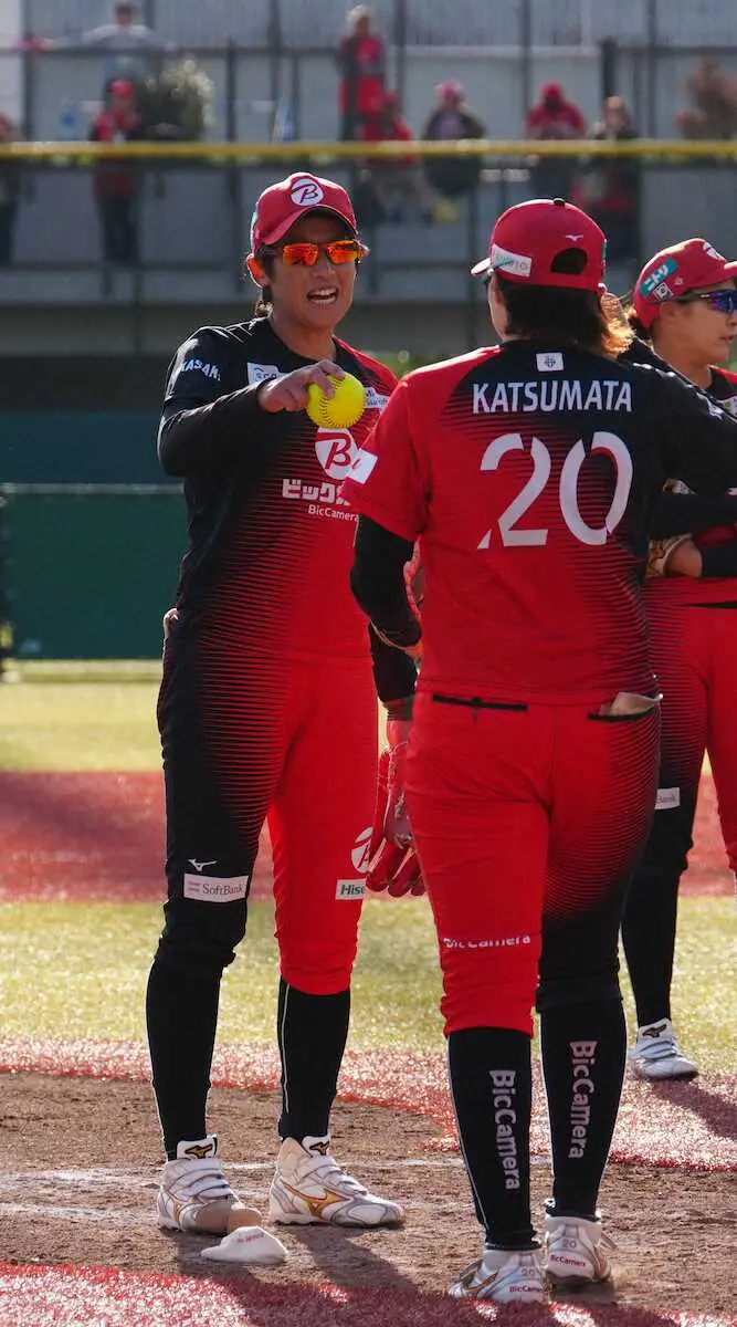 【画像・写真】【JDリーグ】上野由岐子は5回途中で力尽きる　来季に言及も「自分の感情がどう動くか」