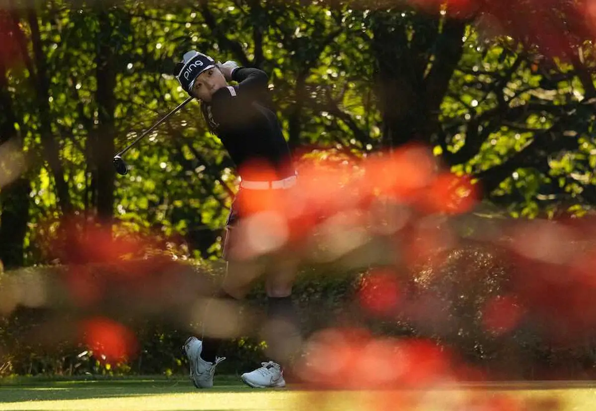 【画像・写真】【女子ゴルフ】佐久間朱莉　初の年間女王“目前”1差2位浮上「今週決まればラッキー」