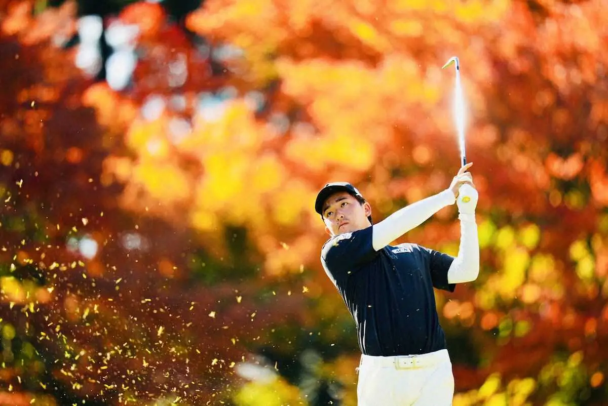 【画像・写真】【男子ゴルフ】金子駆大が10番を終えて2位に4打差の独走　李尚熹2位　堀川未来夢は5位に後退