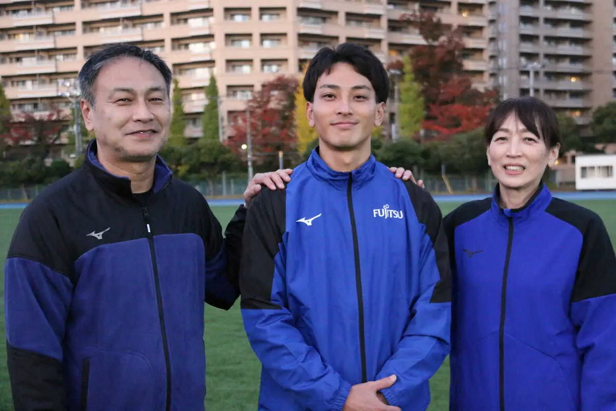 【画像・写真】【陸上】橋岡優輝が元日本記録保持者の両親とランニング教室　「還元しようと」3人で日本一合計18回