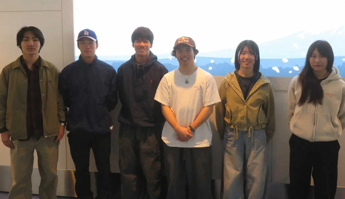 【画像・写真】【スノボ】世界王者・木俣椋真「初戦から出し切る」Xゲーム王者・荻原大翔「いい感触」欧州合宿から帰国