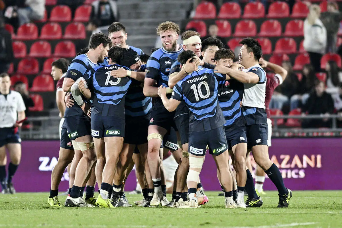 【画像・写真】ジョージア戦の勝利を喜ぶ日本の選手たち（ゲッティ＝共同）