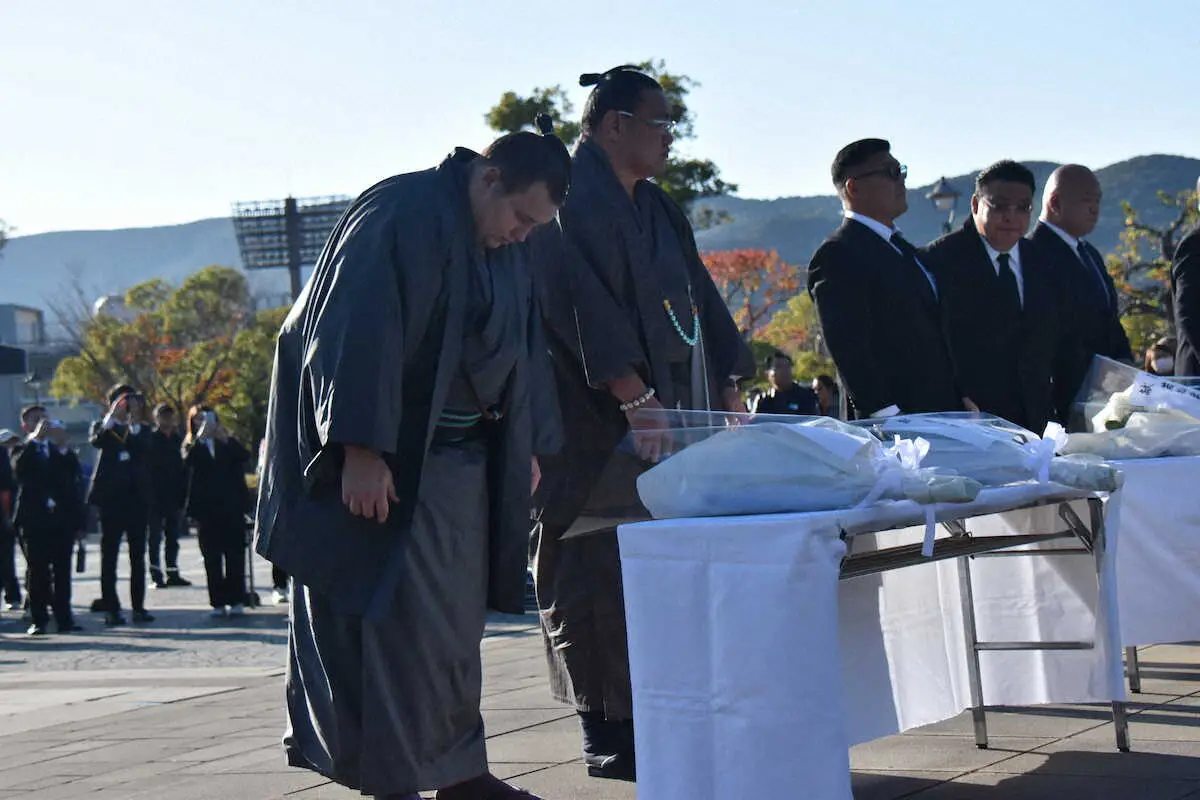 【画像・写真】安青錦、長崎で平和祈る　ウクライナ出身「世界中が平和になったらいいなと思う」