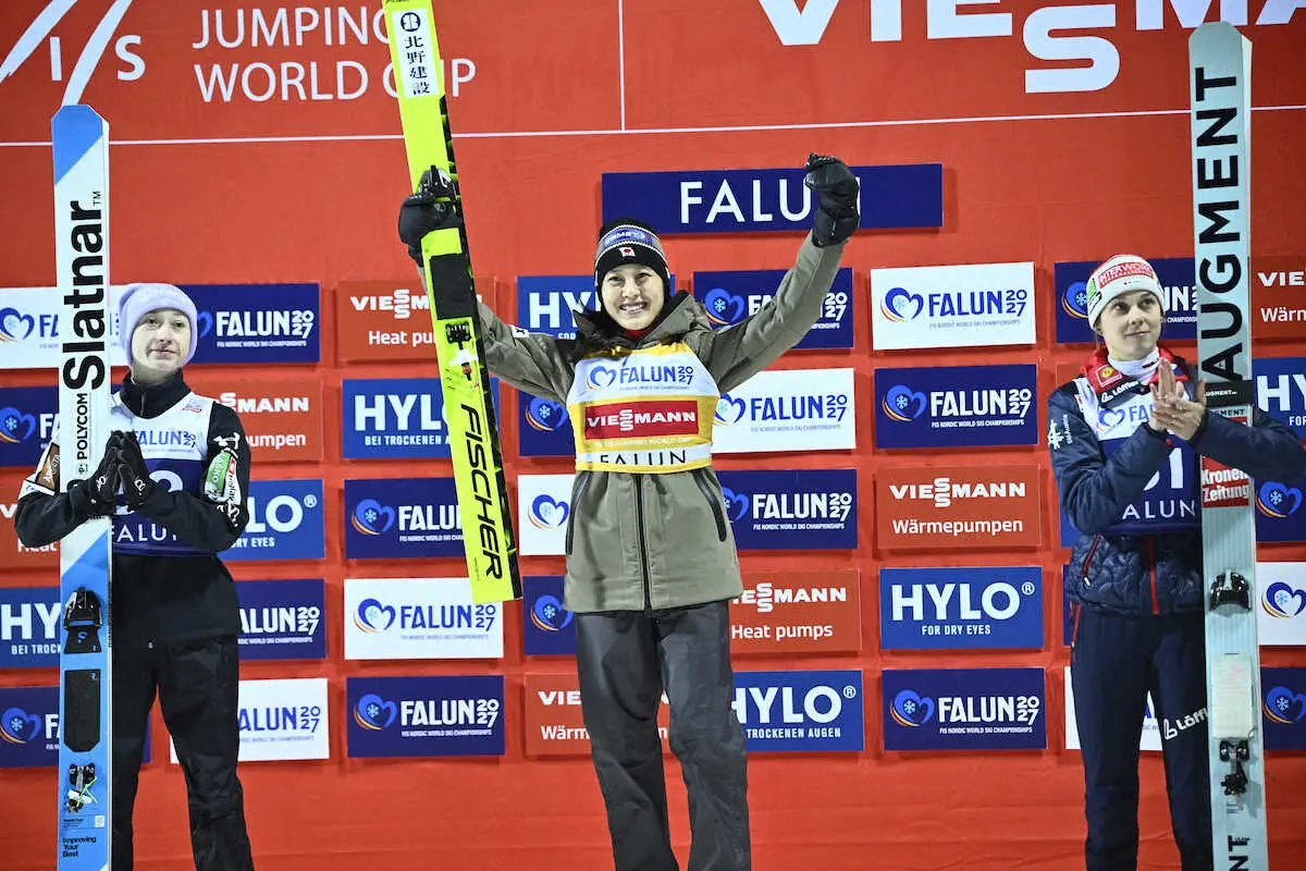 【画像・写真】【ジャンプ】新ヒロインだ！丸山希、W杯開幕3連勝　高梨沙羅以来の快挙「一戦一戦を楽しんで」