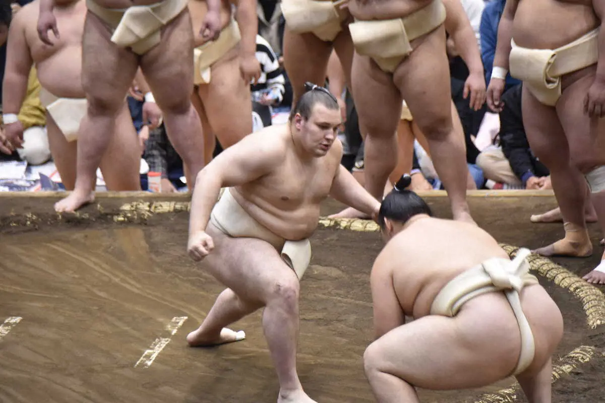 【画像・写真】「新大関」の館内放送に安青錦「うれしかった。大関にならないと味わえない」大相撲冬巡業始まる