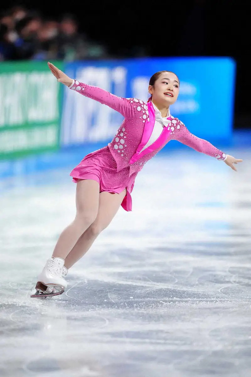 【画像・写真】【フィギュア】SP首位の島田麻央らが大技を調整　日本勢で表彰台独占なるか　ジュニアGPファイナル女子
