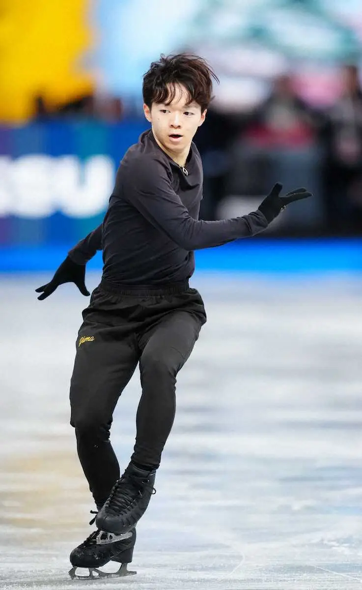 【画像・写真】【フィギュア】ロケットスタートの鍵山優真、自信満々調整　曲かけで4回転2種着氷　6日にフリー