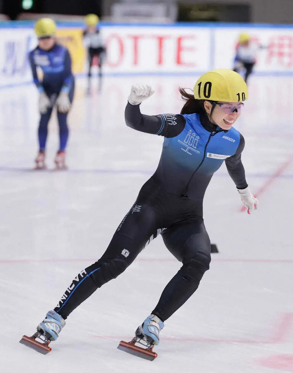 【画像・写真】＜全日本ショートトラックスピードスケート選手権大会最終日＞女子1000メートル決勝、優勝した長森遥南（撮影・小海途　良幹）　　