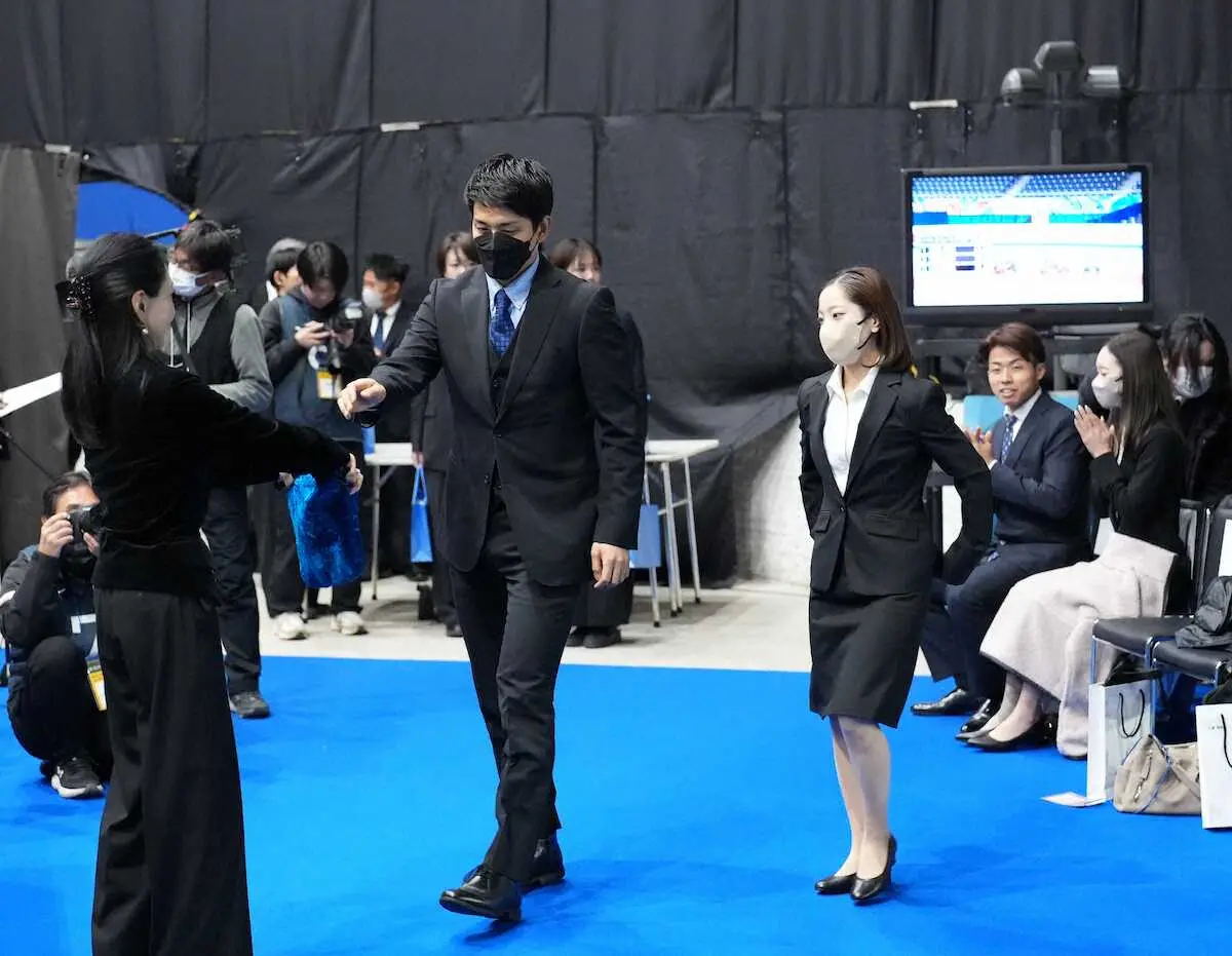 【画像・写真】【全日本フィギュア】ペア“りくりゅう”「楽しくお祝い」　三浦璃来の誕生日に結束、3度目の全日本出場へ