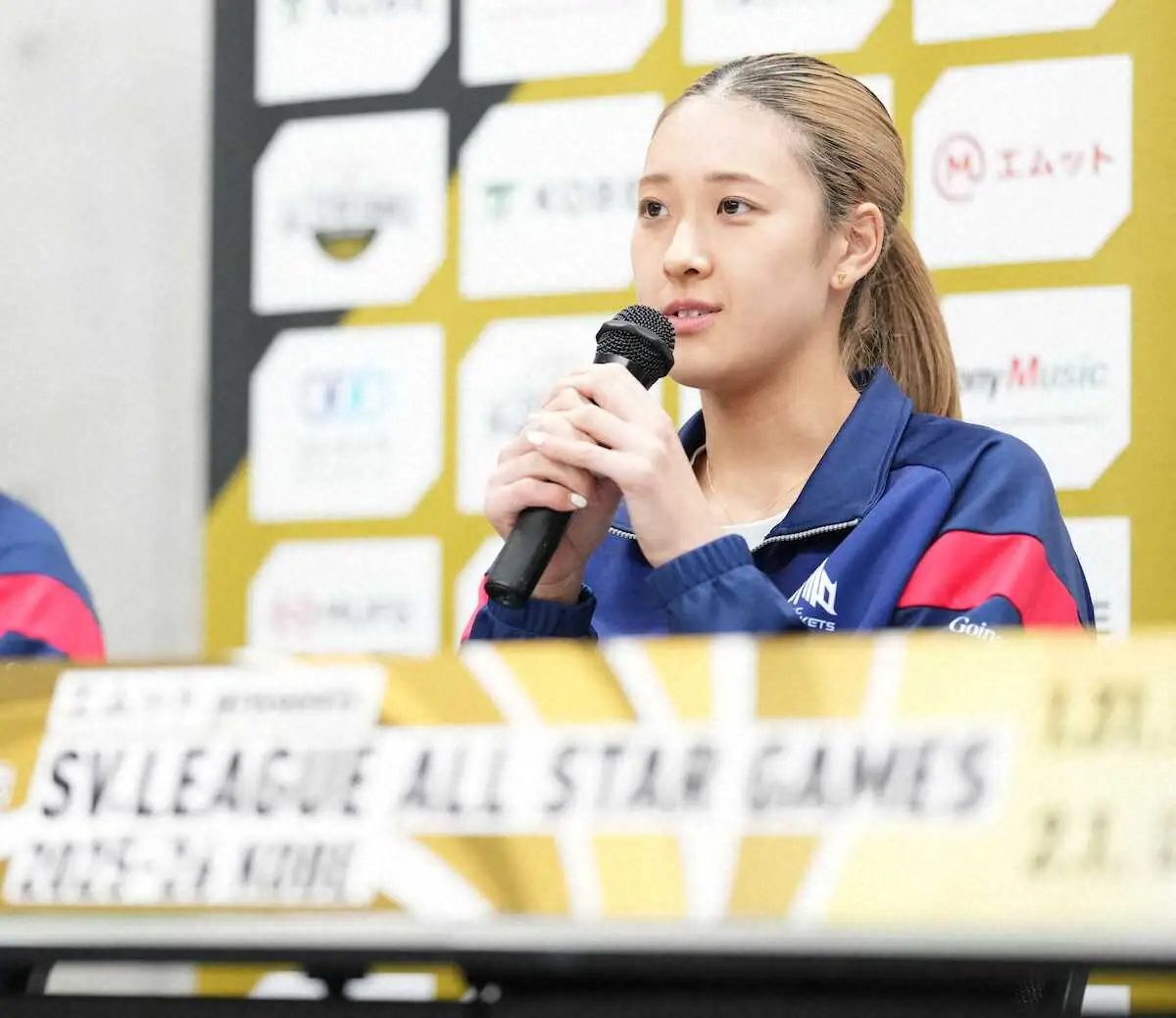 【画像・写真】【SVリーグ】主将選出の佐藤淑乃　チームスローガンは「かわいいも最強」オールスター会見