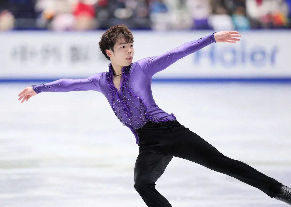 【画像・写真】鍵山が全日本連覇へ！SPは圧巻首位発進　三浦2位、友野4位　五輪代表3枠目争いし烈　佐藤は5位出遅れ