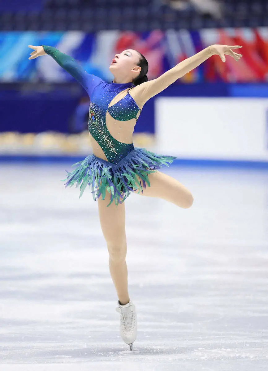 【画像・写真】【全日本フィギュア】16歳・岡万佑子、トリプルアクセル決めて73・20点　ジュニアの新星が台頭