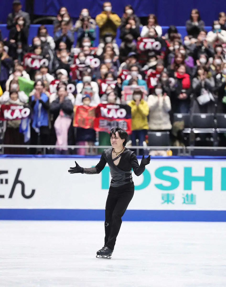 【画像・写真】＜フィギュア全日本選手権第1日＞男子SP、演技を終え喜ぶ三浦佳生（撮影・小海途　良幹）