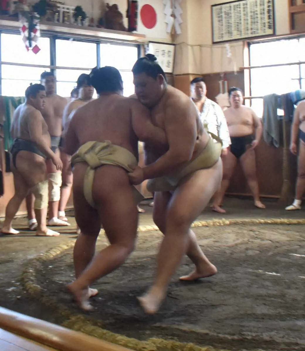 【画像・写真】大の里が出稽古で平戸海と8勝7敗　左はほとんど使わず「まだ完全ではない」
