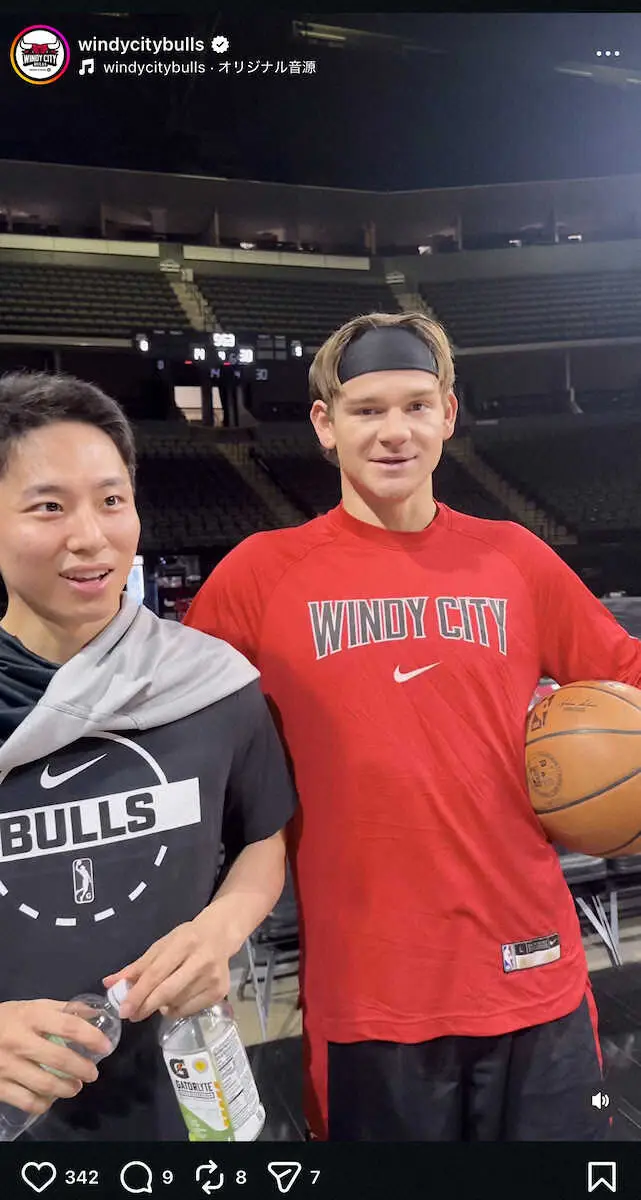 【画像・写真】再契約の河村勇輝がブルズ下部組織の公式SNSに早速登場！3連覇中のダンク王との2S実現「何でもする」