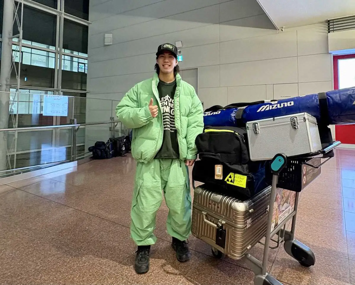【画像・写真】【ジャンプ】W杯初優勝の二階堂蓮が帰国「ニッカレン」で話題も新愛称募集