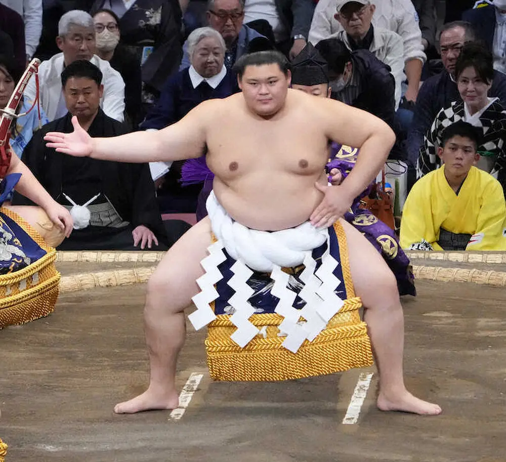 【画像・写真】横綱・大の里に日体大相撲部先輩の勤務先RENOSYから大型懸賞