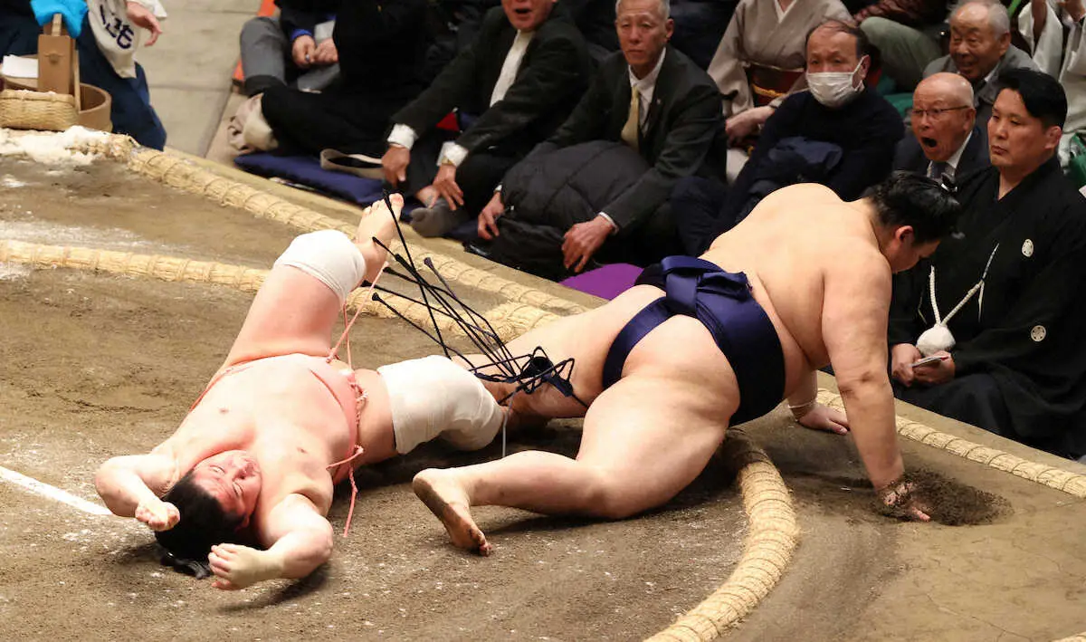 【画像・写真】大の里　冷や汗3連勝　同体取り直し「自分の中では負けと思った」